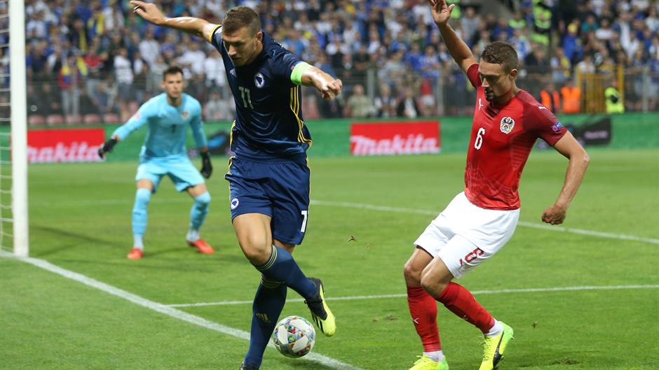 2018-09-11T195131Z_326558193_RC14C478C160_RTRMADP_3_SOCCER-UEFA-NATIONS-BIH-AUT