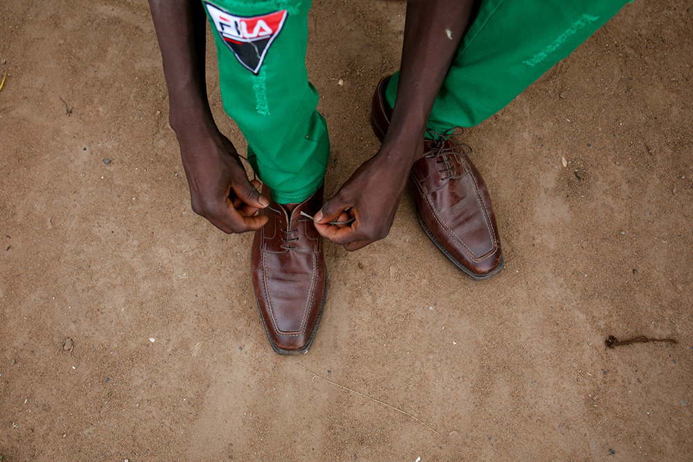2018-09-12T110425Z_1899941056_RC13AAE48E20_RTRMADP_3_MALI-ENVIRONMENT-DONKEYS