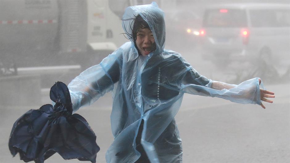 2018-09-16T161822Z_2002135423_RC157718DC60_RTRMADP_3_ASIA-STORM