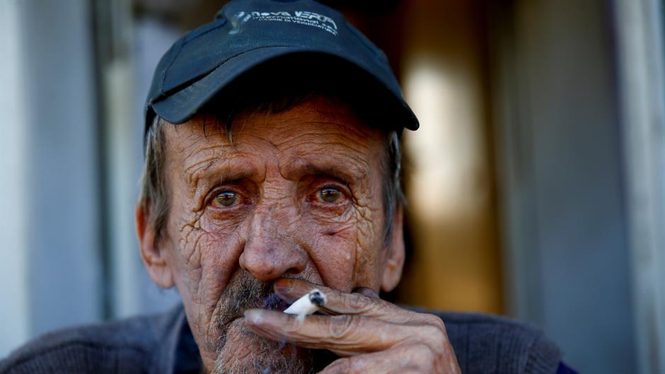 2018-10-04T130413Z_1835034203_RC1CF330BD00_RTRMADP_3_BOSNIA-ELECTION-DISPLACED