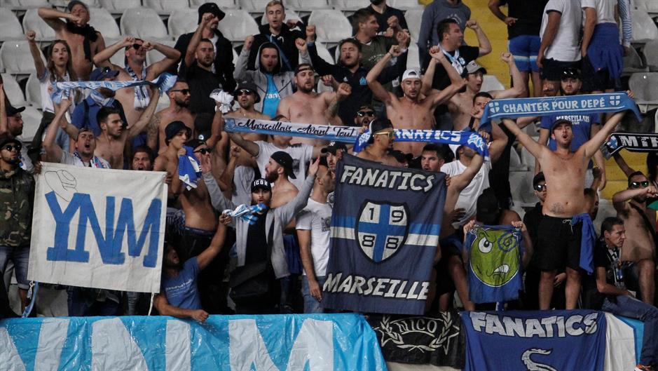 2018-10-04T191034Z_1160342904_RC1988FD1990_RTRMADP_3_SOCCER-EUROPA-APL-OLM