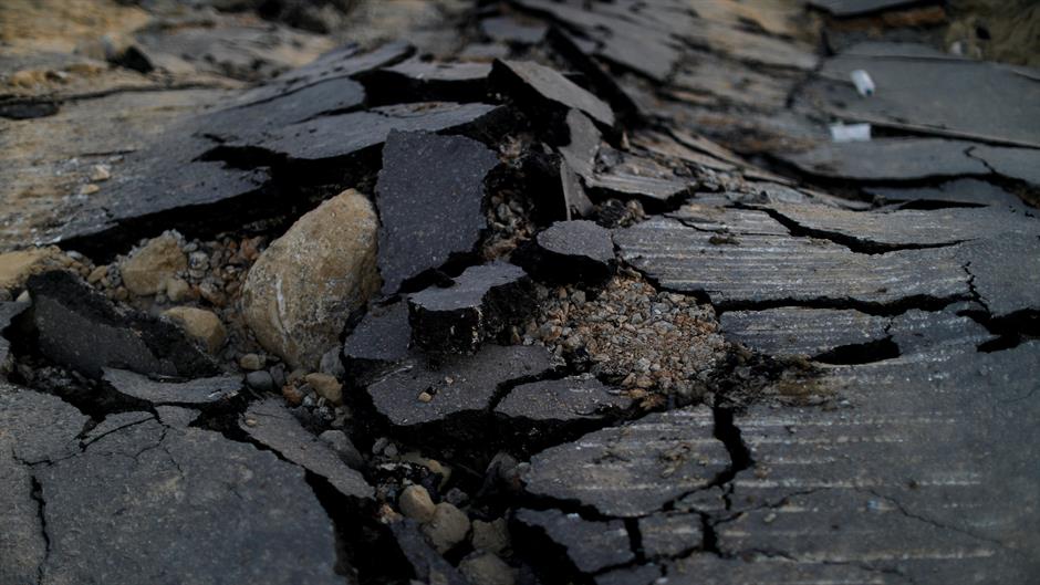 2018-10-16T230523Z_1349349516_RC1F90F0D6F0_RTRMADP_3_INDONESIA-QUAKE-SURVIVORS