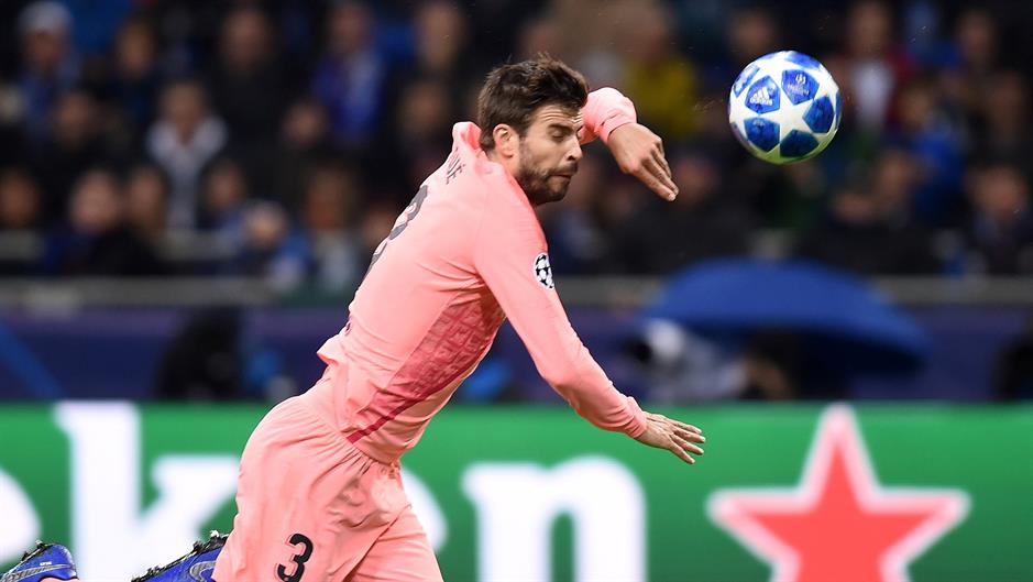 2018-11-06T202554Z_546072511_RC18122E5F80_RTRMADP_3_SOCCER-CHAMPIONS-INT-FCB