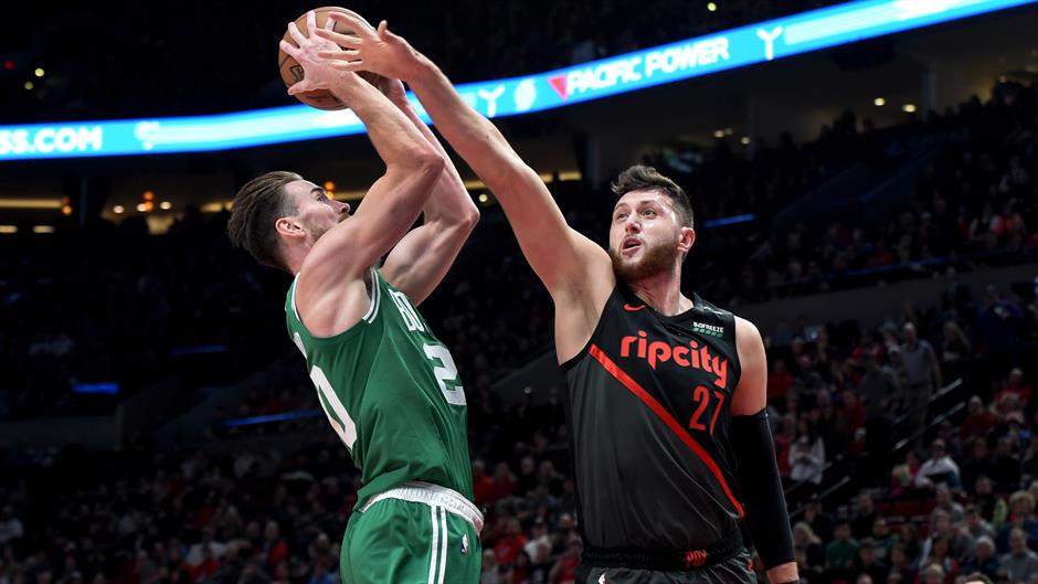 2018-11-12T032026Z_2133573531_NOCID_RTRMADP_3_NBA-BOSTON-CELTICS-AT-PORTLAND-TRAIL-BLAZERS