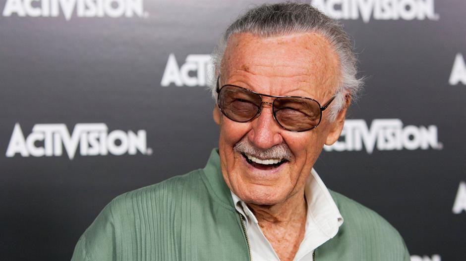 2018-11-12T190908Z_1482155576_RC1D23FA8350_RTRMADP_3_PEOPLE-STAN-LEE