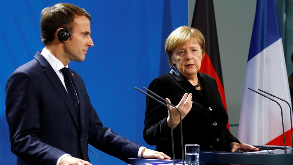 2018-11-18T145000Z_1237366972_RC1749820010_RTRMADP_3_GERMANY-FRANCE-MERKEL-MACRON