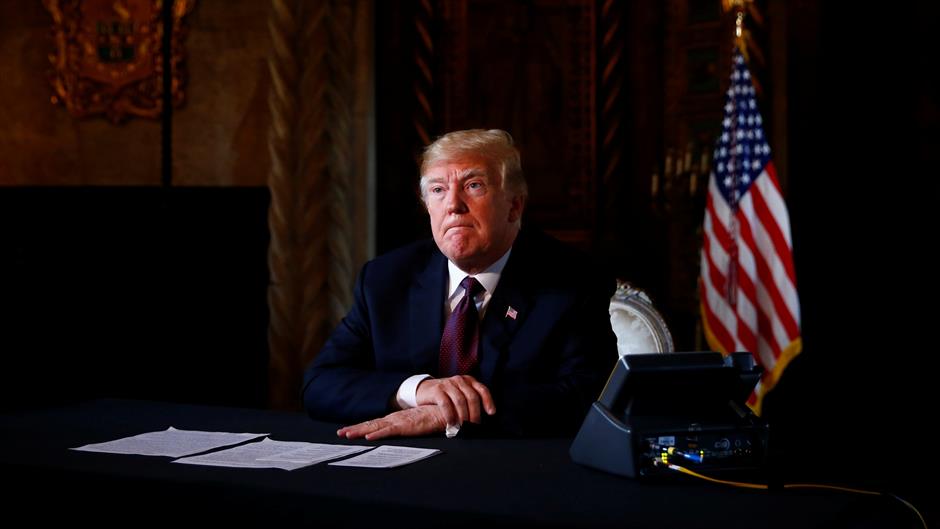 2018-11-22T164852Z_231798668_RC183EF28A70_RTRMADP_3_USA-TRUMP