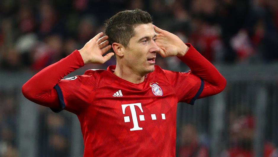 2018-11-27T204041Z_794784517_RC1C3E7596E0_RTRMADP_3_SOCCER-CHAMPIONS-BAY-SLB