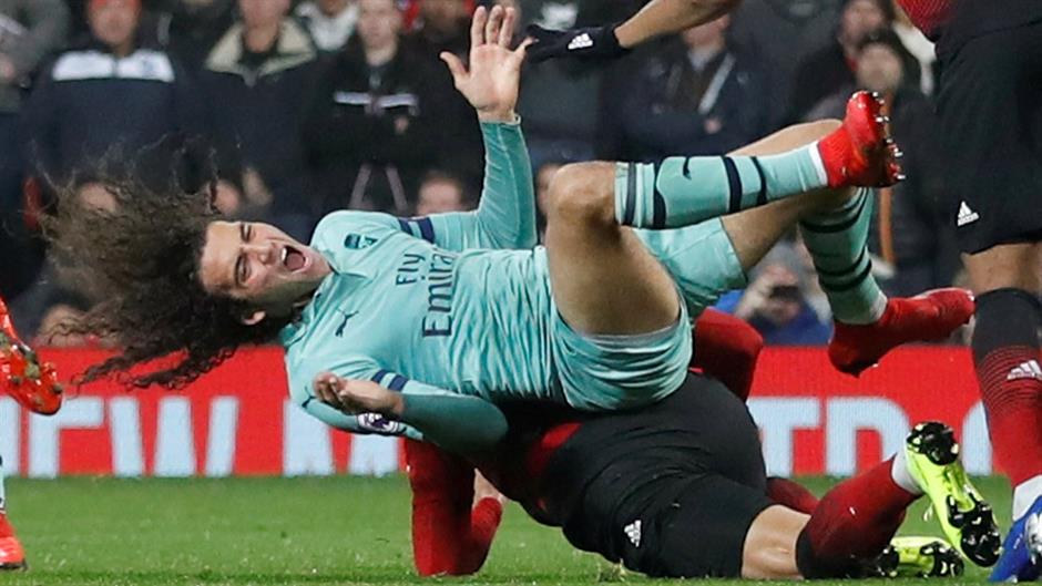 2018-12-06T002348Z_1138137968_RC15956FF750_RTRMADP_3_SOCCER-ENGLAND-MUN-ARS