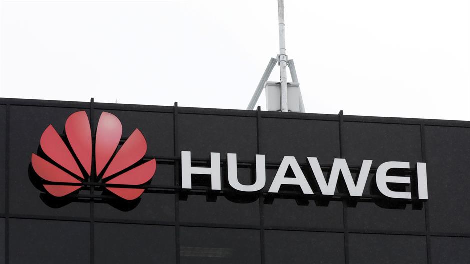 2018-12-06T201014Z_1748569022_RC1E6C4F1D60_RTRMADP_3_USA-CHINA-HUAWEI