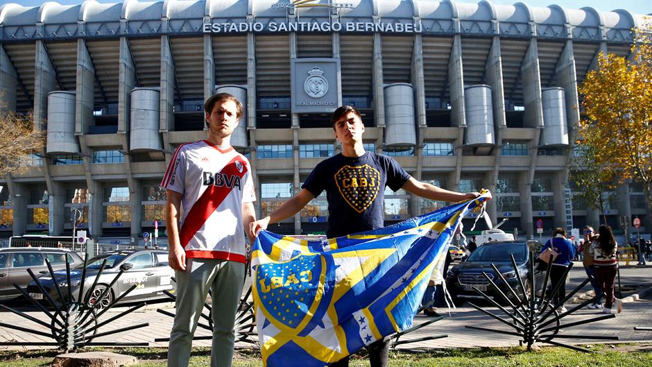 2018-12-08T141151Z_1152546823_RC1118DD3110_RTRMADP_3_SOCCER-LIBERTADORES-RIV-BOJ