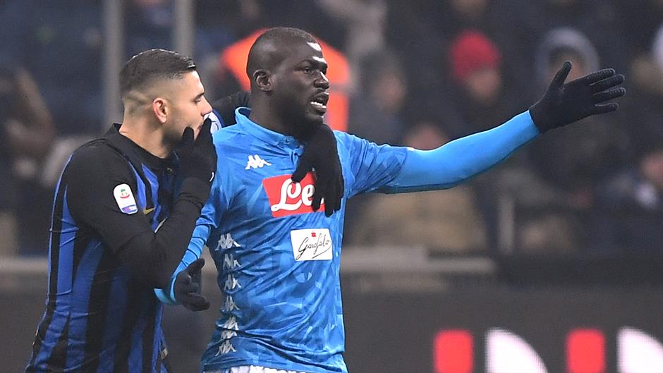 2018-12-26T211824Z_391704500_RC1D238B1360_RTRMADP_3_SOCCER-ITALY-INT-NAP