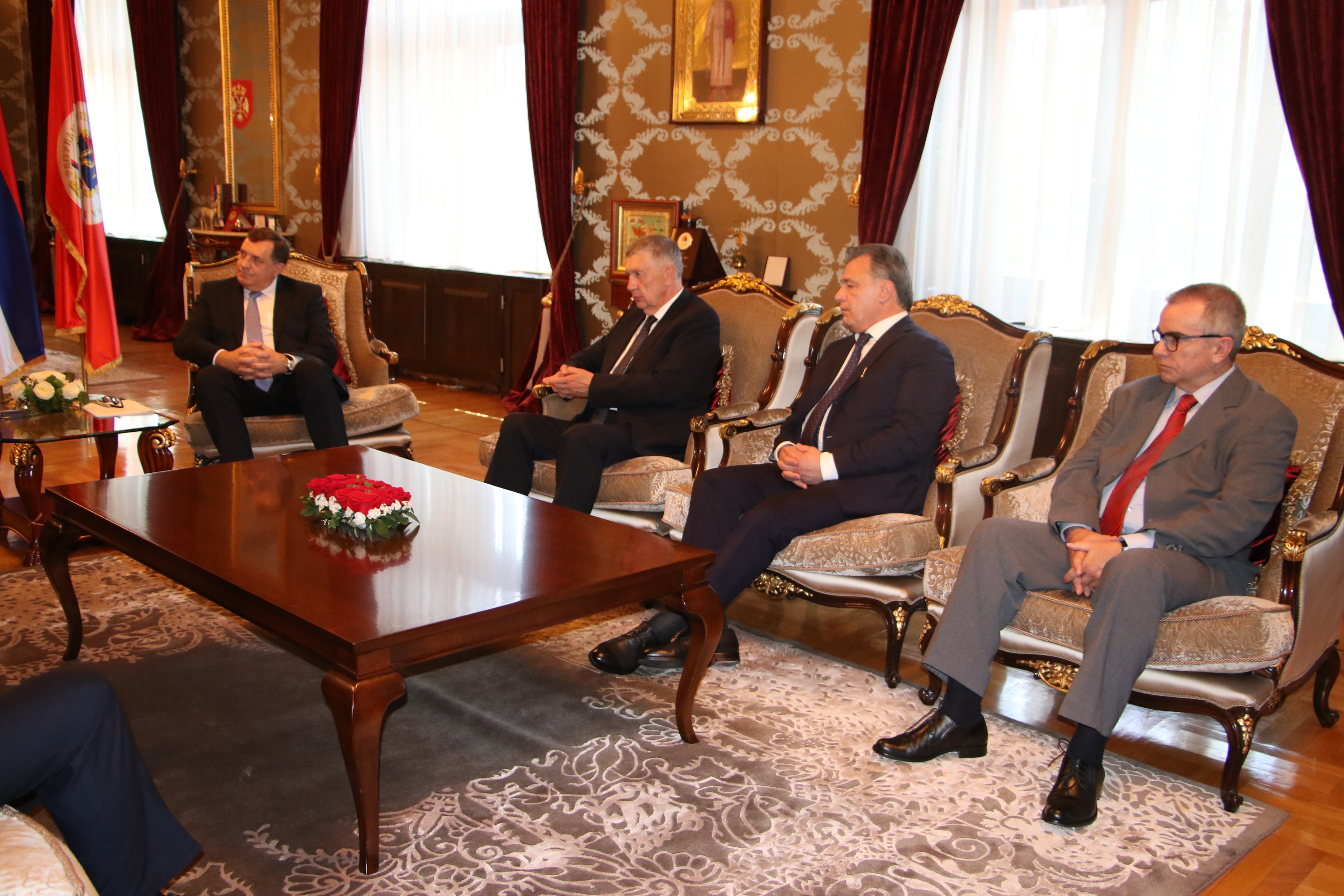 20180424_2_29992954_33029376