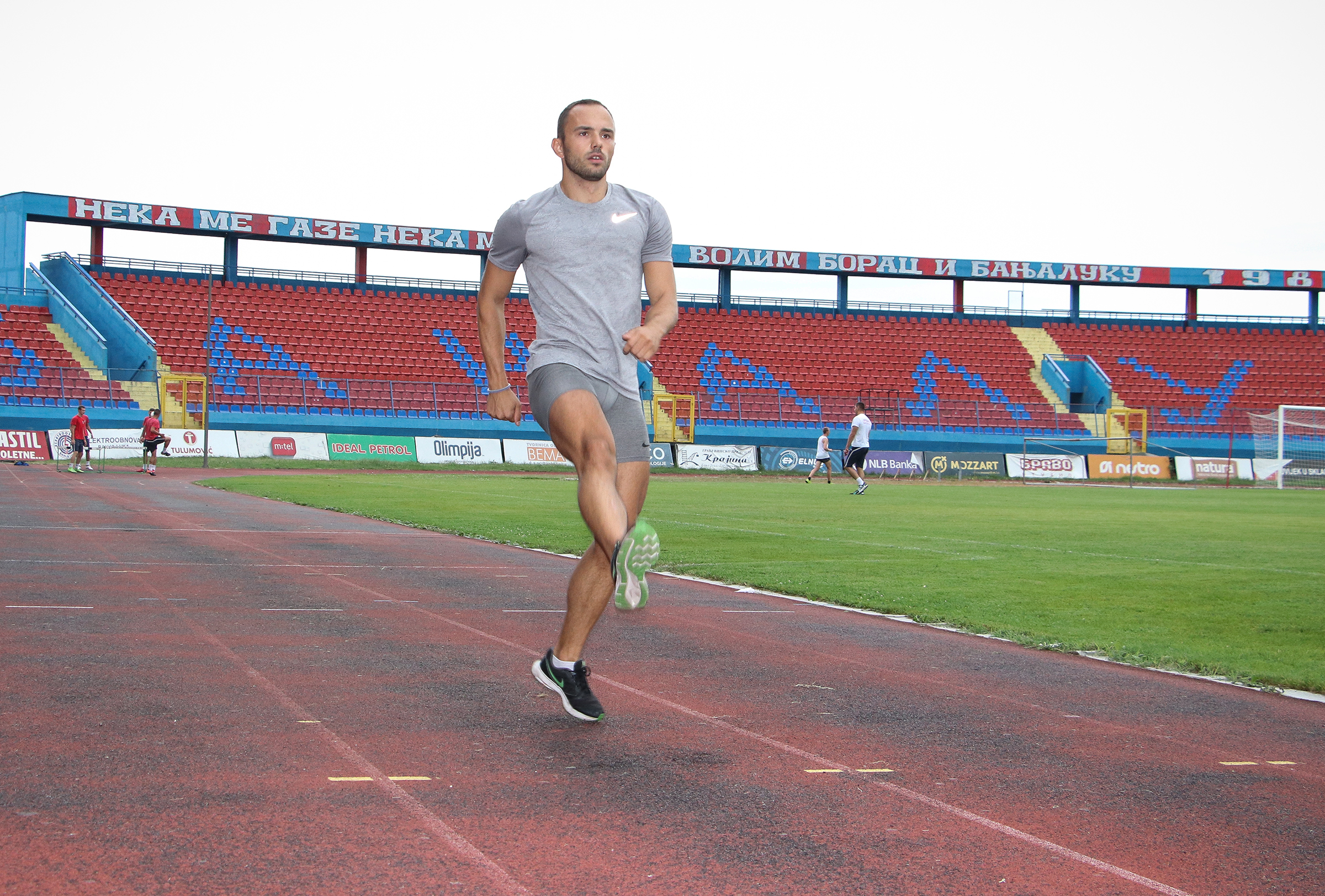 20180825_2_32065282_36660709