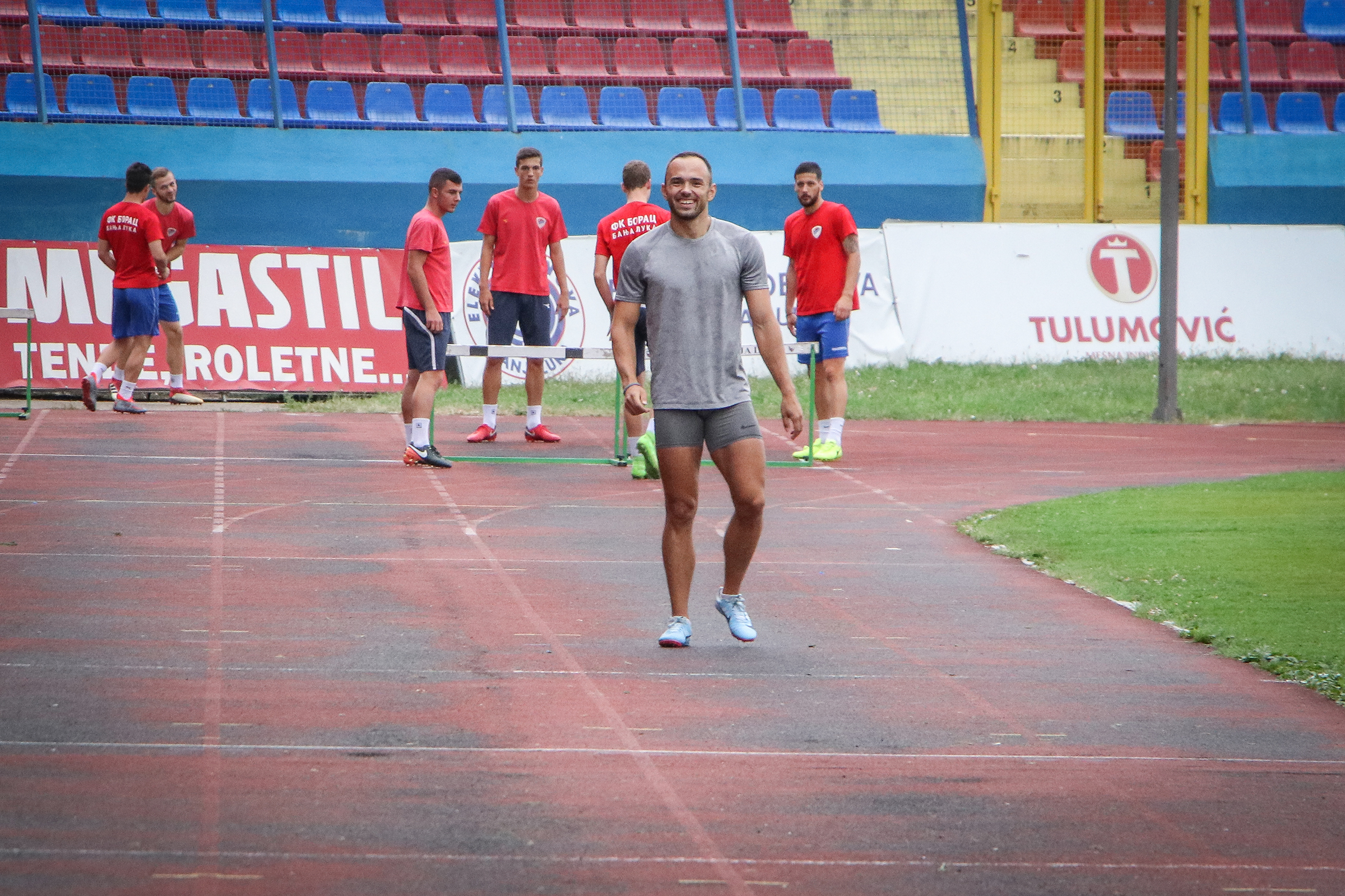 20180825_2_32065282_36660711