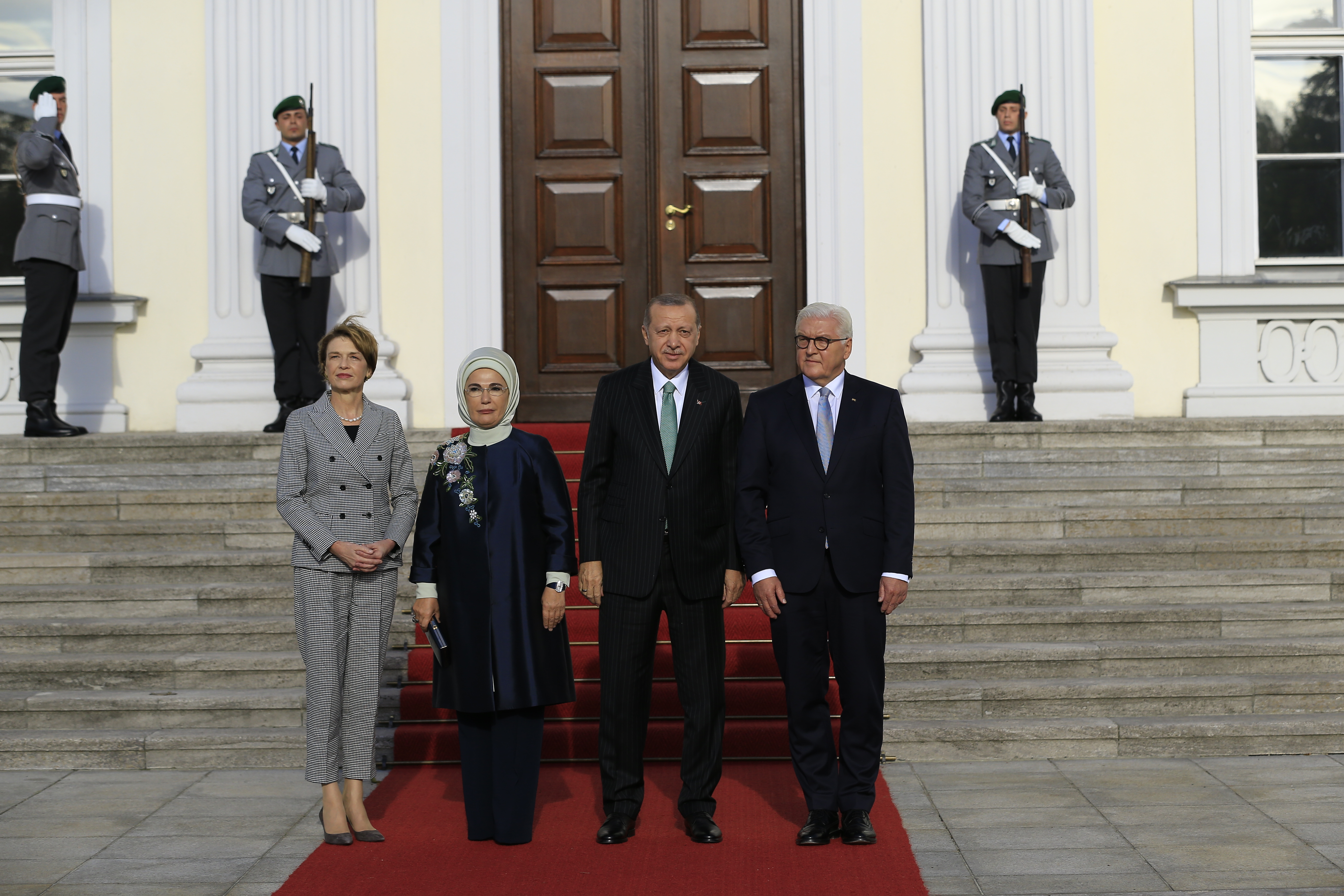 20180928_2_32592296_37611596