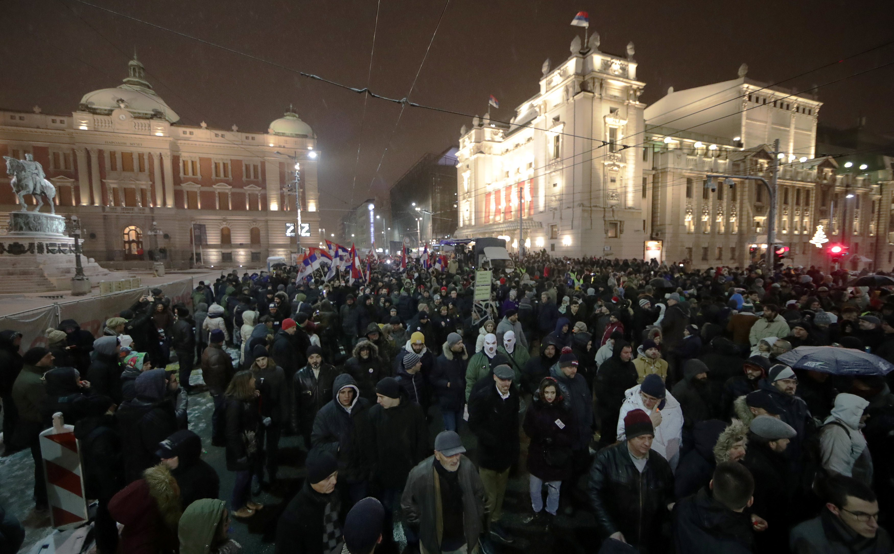 2019-01-05T173212Z_1675366306_RC19E8FD78B0_RTRMADP_3_SERBIA-PROTESTS