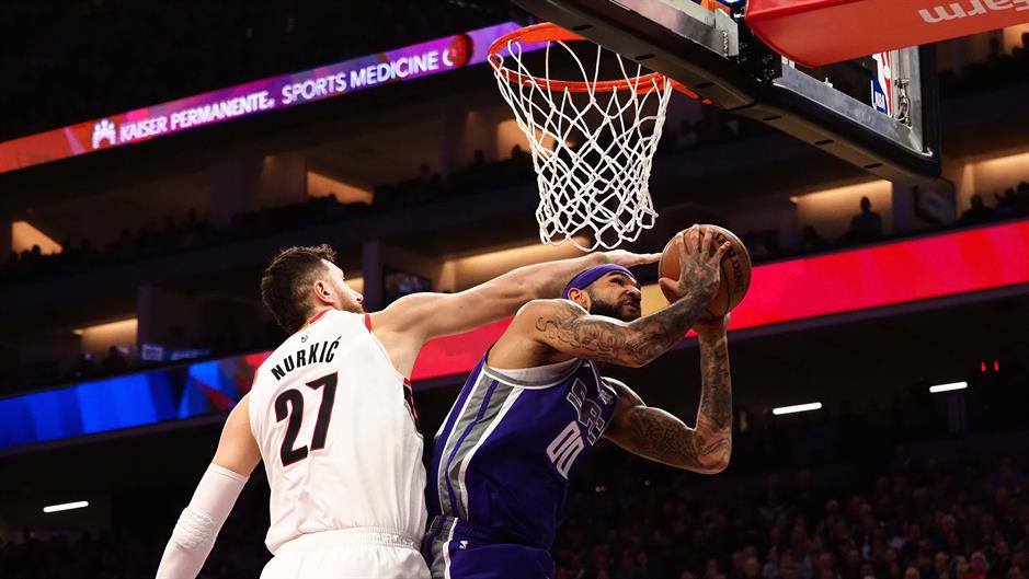 2019-01-15T042616Z_1247963613_NOCID_RTRMADP_3_NBA-PORTLAND-TRAIL-BLAZERS-AT-SACRAMENTO-KINGS