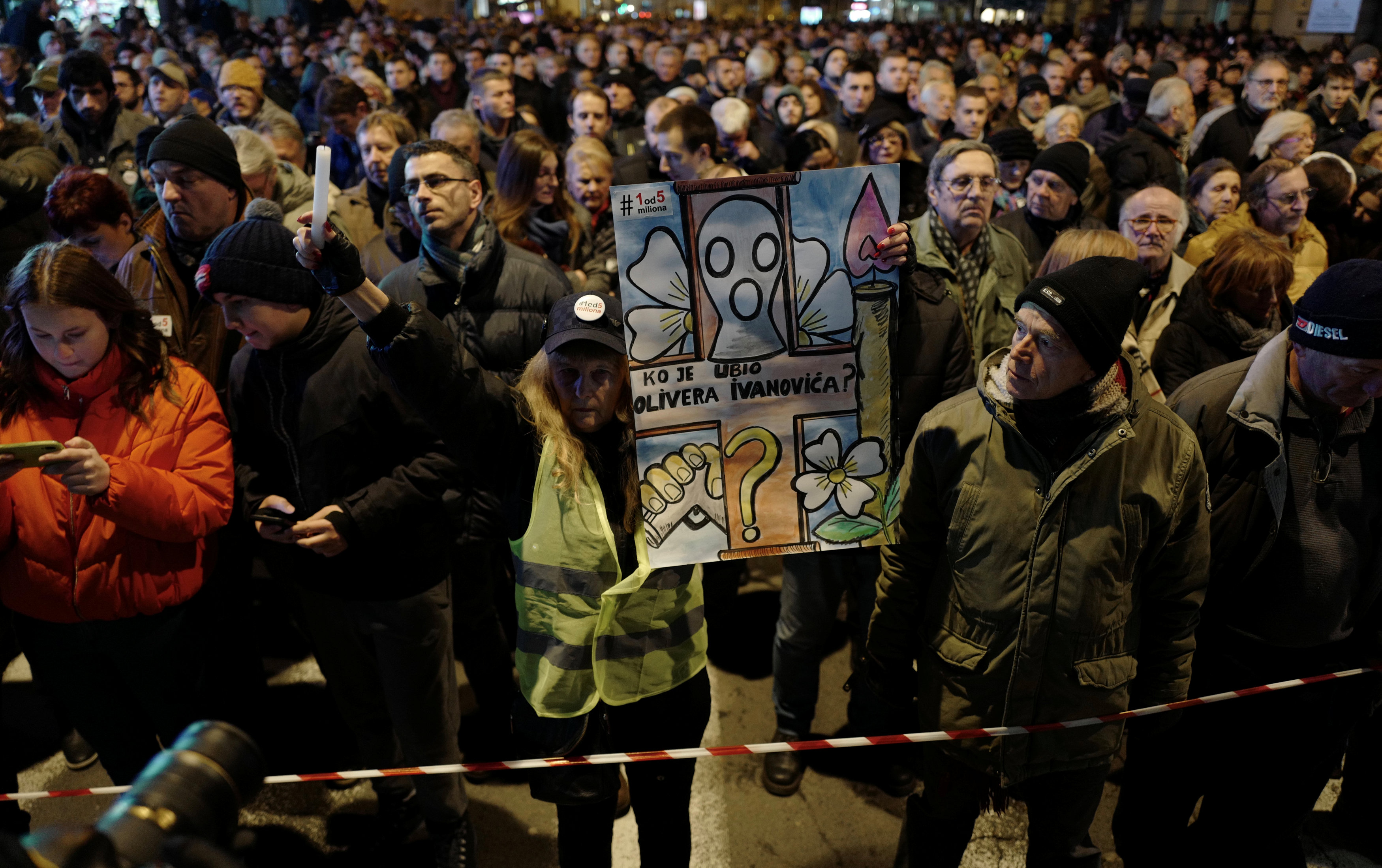 2019-01-16T173740Z_778296334_RC175B47B260_RTRMADP_3_SERBIA-PROTEST-IVANOVIC