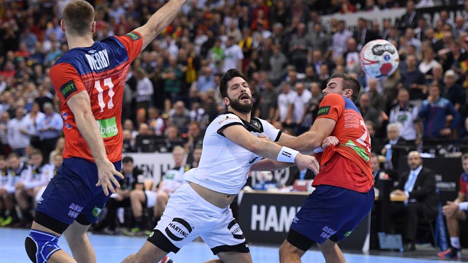 2019-01-25T210306Z_149451410_RC19D76C8B20_RTRMADP_3_HANDBALL-WORLD