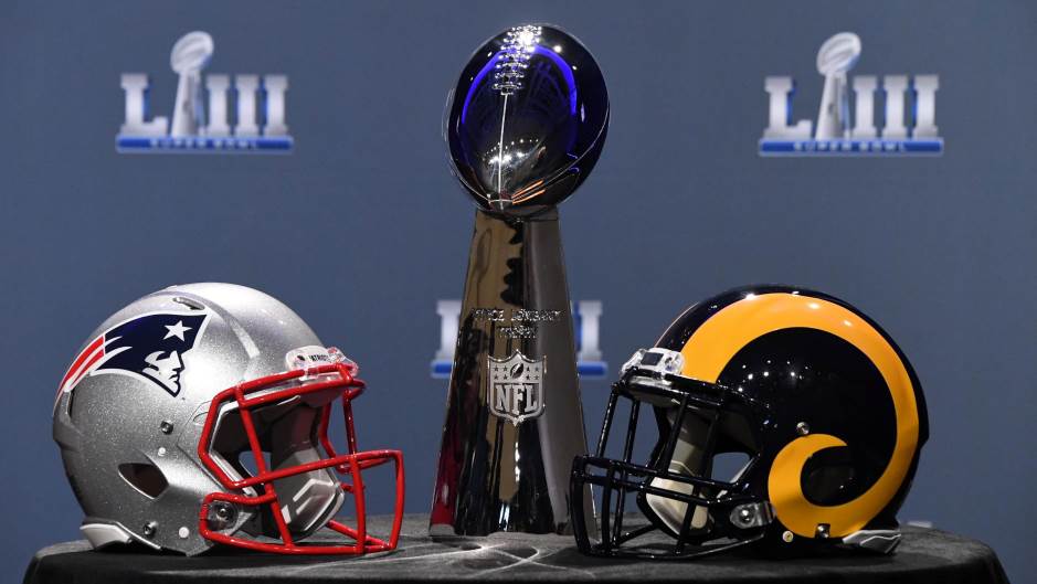 2019-02-01T064426Z_176657918_RC1A4A0649A0_RTRMADP_3_FOOTBALL-NFL-SUPERBOWL