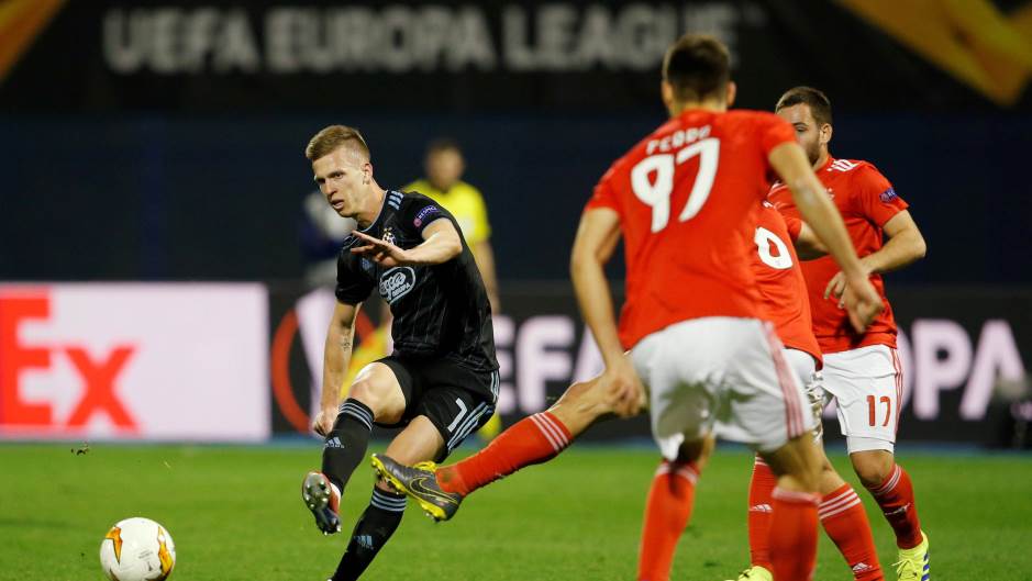 2019-03-07T194831Z_1824164837_RC1A7066D3D0_RTRMADP_3_SOCCER-EUROPA-DZA-SLB