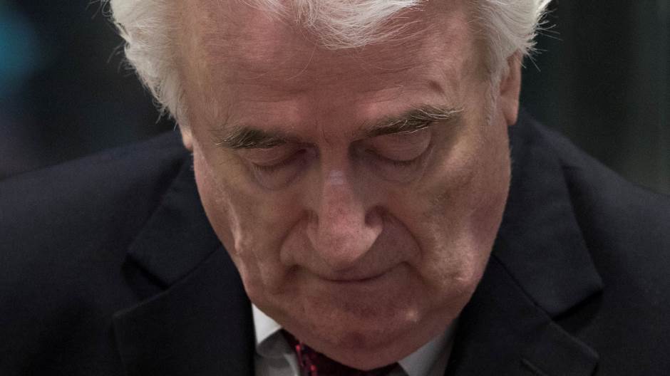 2019-03-20T151123Z_788643209_RC1922859560_RTRMADP_3_WARCRIMES-BOSNIA-KARADZIC