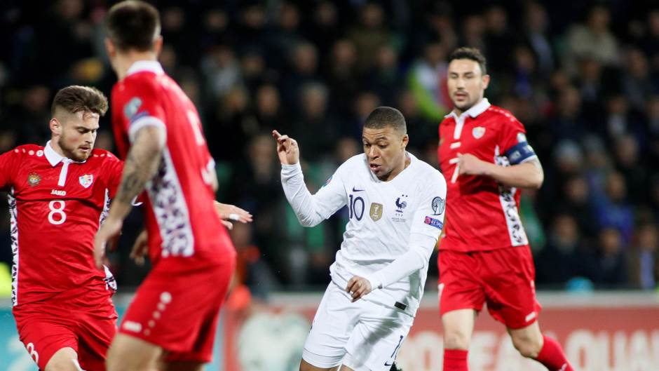 2019-03-22T195705Z_1108434956_RC1C9A78FEB0_RTRMADP_3_SOCCER-EURO-MDA-FRA