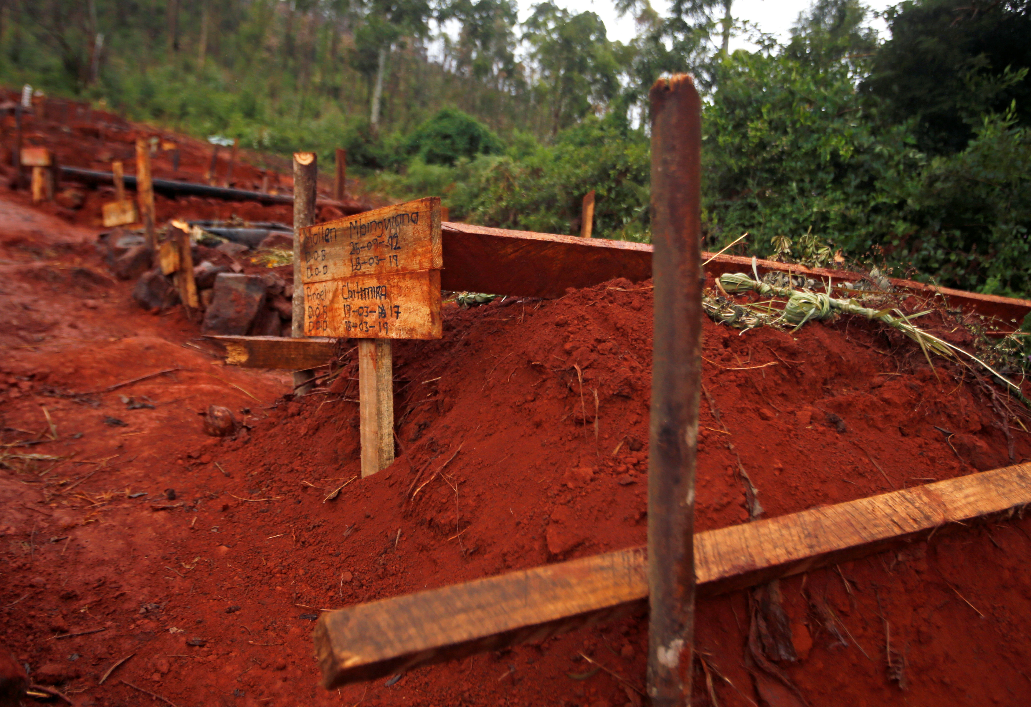 2019-03-23T083158Z_517390585_RC18D1E19820_RTRMADP_3_AFRICA-CYCLONE