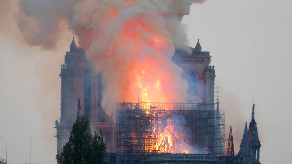 2019-04-15T182513Z_1095822574_RC12C29456B0_RTRMADP_3_FRANCE-NOTREDAME