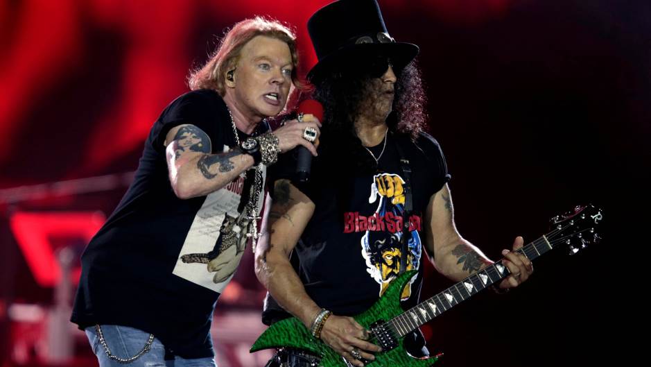 2019-05-10T164237Z_952286503_RC16710BFA60_RTRMADP_3_MUSIC-GUNS-N-ROSES-BEER-LAWSUIT