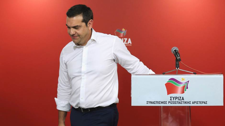 2019-05-26T224447Z_1452546875_RC15FDE08770_RTRMADP_3_EU-ELECTION-GREECE-REACTIONS