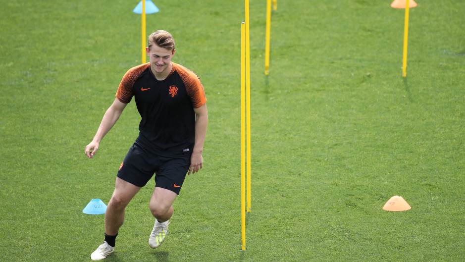 2019-06-08T145359Z_2058690683_RC1F8944FD00_RTRMADP_3_SOCCER-UEFANATIONS-POR-NLD-PREVIEW