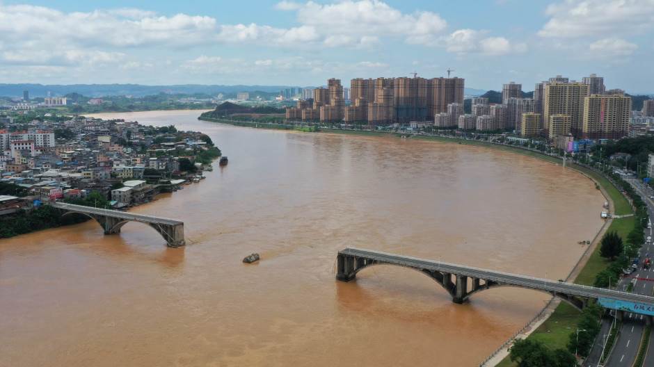 2019-06-14T102822Z_1140965756_RC1A4D695FE0_RTRMADP_3_CHINA-BRIDGE