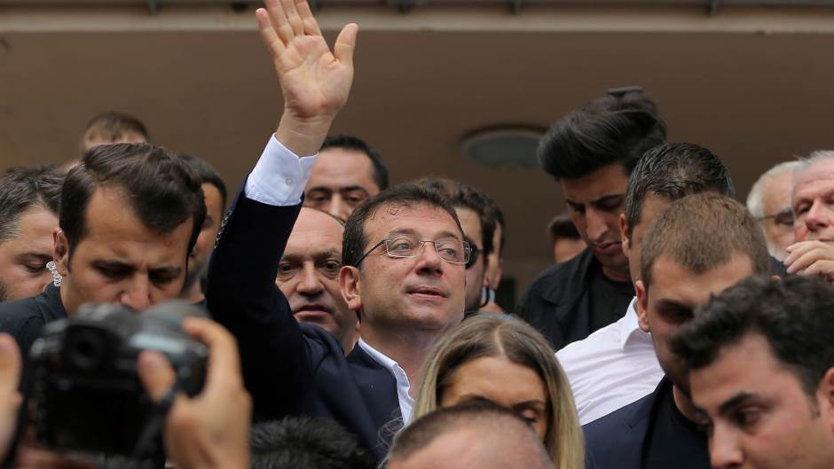 2019-06-23T095244Z_971871873_RC173C055560_RTRMADP_3_TURKEY-ELECTION