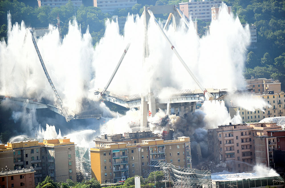 REUTERS/Massimo Pinca