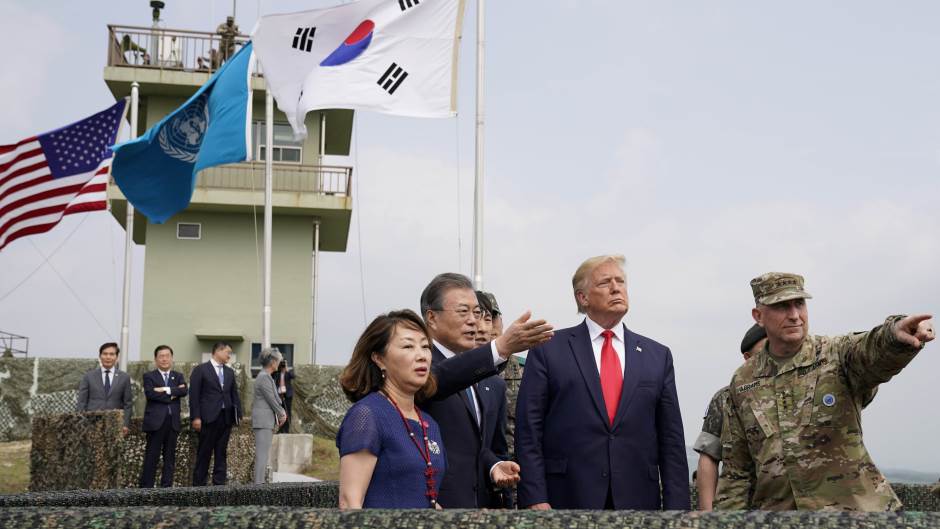 2019-06-30T062035Z_1697689128_RC1A8E58EC90_RTRMADP_3_NORTHKOREA-USA-SOUTHKOREA