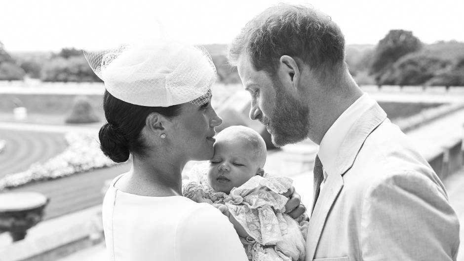 2019-07-06T154015Z_1538949419_RC1281700A30_RTRMADP_3_BRITAIN-ROYALS-CHRISTENING