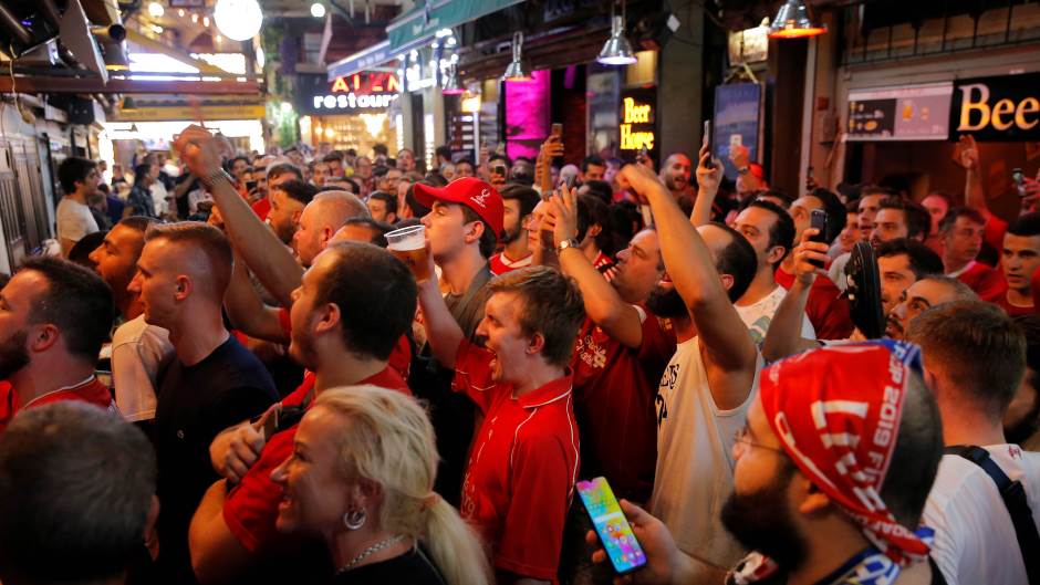 2019-08-13T184544Z_1159042146_RC134C315B80_RTRMADP_3_SOCCER-SUPER-LIV-CHE-PREVIEW