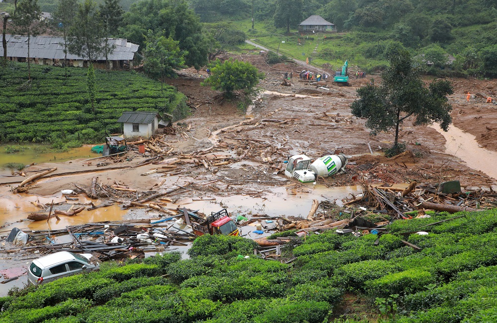 2019-08-14T155807Z_124908283_RC1F381B1820_RTRMADP_3_SOUTHASIA-FLOODS-INDIA