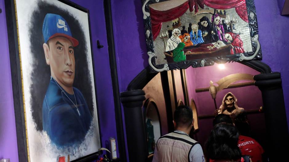 2019-09-30T223116Z_1945229517_RC1C3FB86100_RTRMADP_3_MEXICO-PRISON