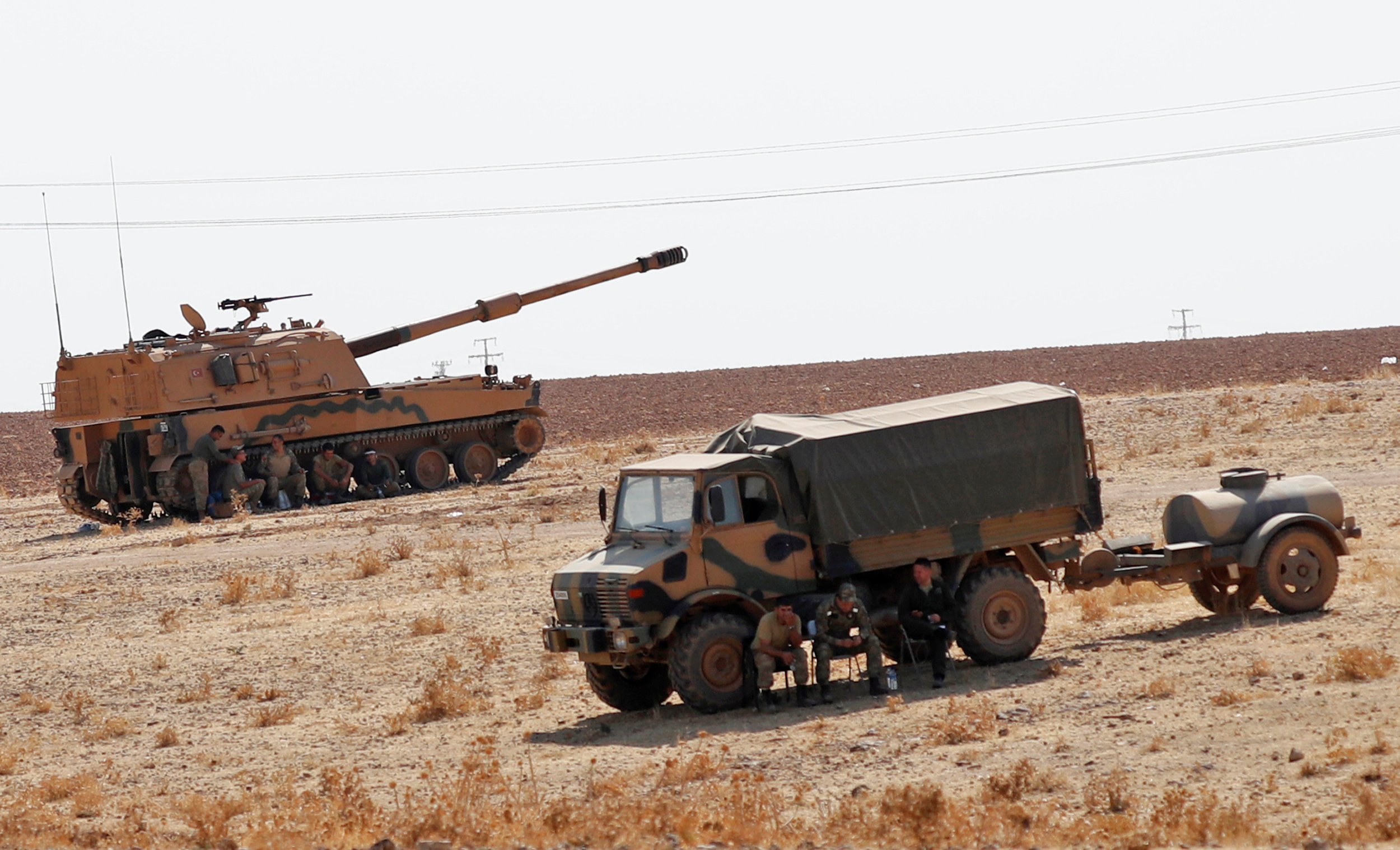 2019-10-12T120730Z_138561767_RC1652D95100_RTRMADP_3_SYRIA-SECURITY-TURKEY-USA