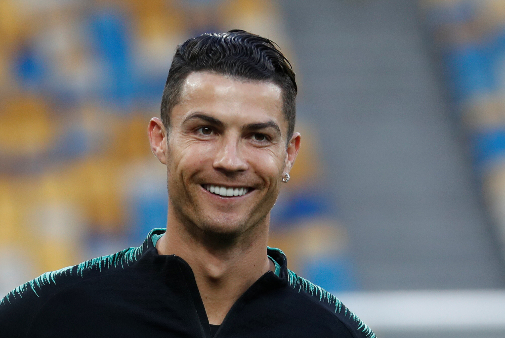 2019-10-13T151821Z_1055967536_RC1FCA74C3F0_RTRMADP_3_SOCCER-EURO-UKR-POR-PREVIEW