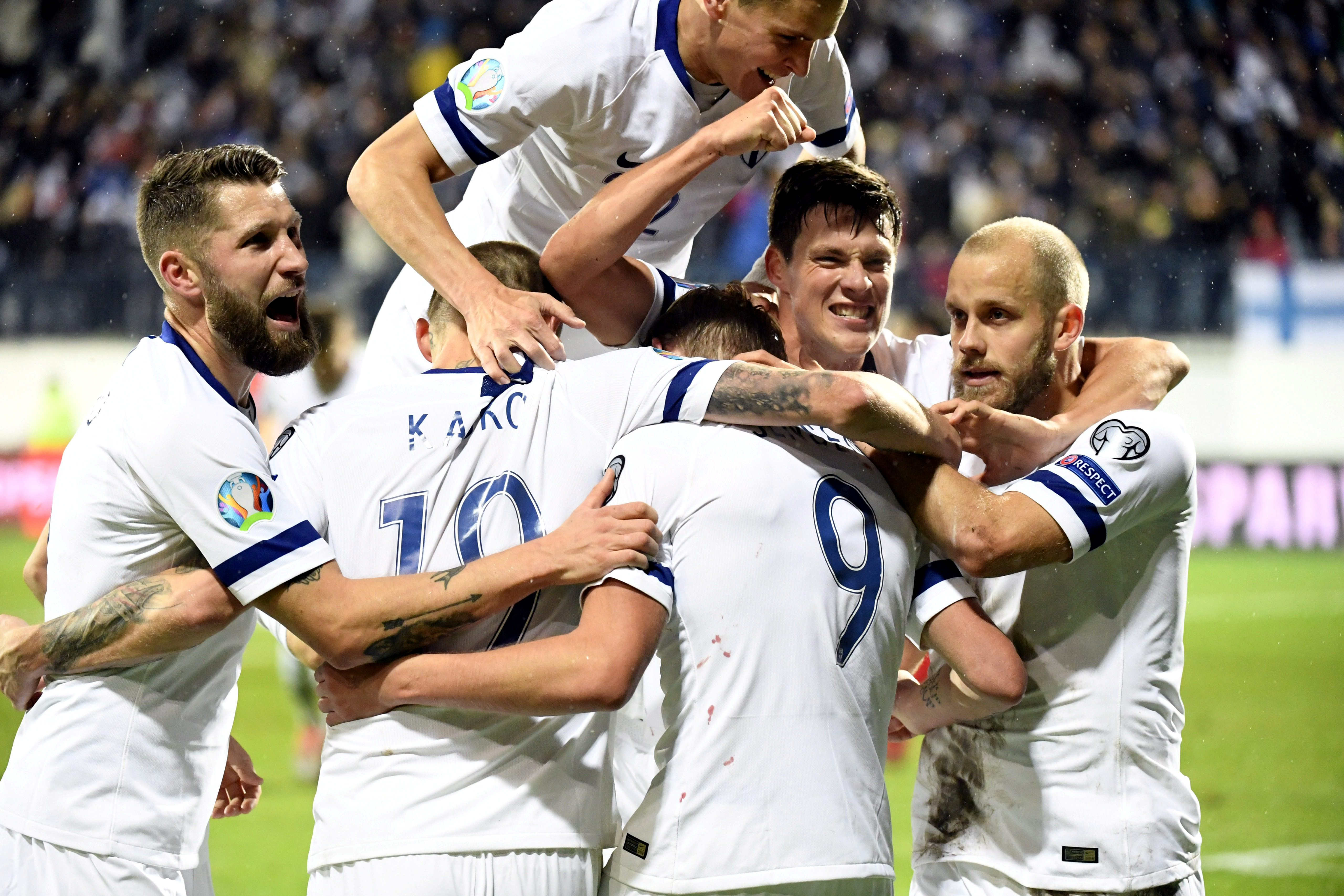 2019-10-15T164738Z_342090977_RC15BCD85200_RTRMADP_3_SOCCER-EURO-FIN-ARM