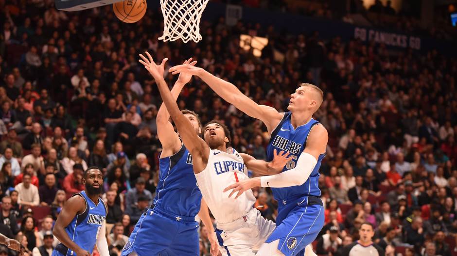 2019-10-18t035325z-56870623-nocid-rtrmadp-3-nba-preseason-los-angeles-clippers-at-dallas-mavericks-270609.jpeg