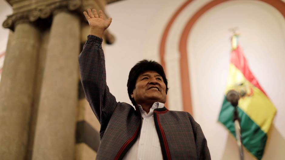 2019-10-21T015148Z_314171430_RC1A12E81D00_RTRMADP_3_BOLIVIA-ELECTION