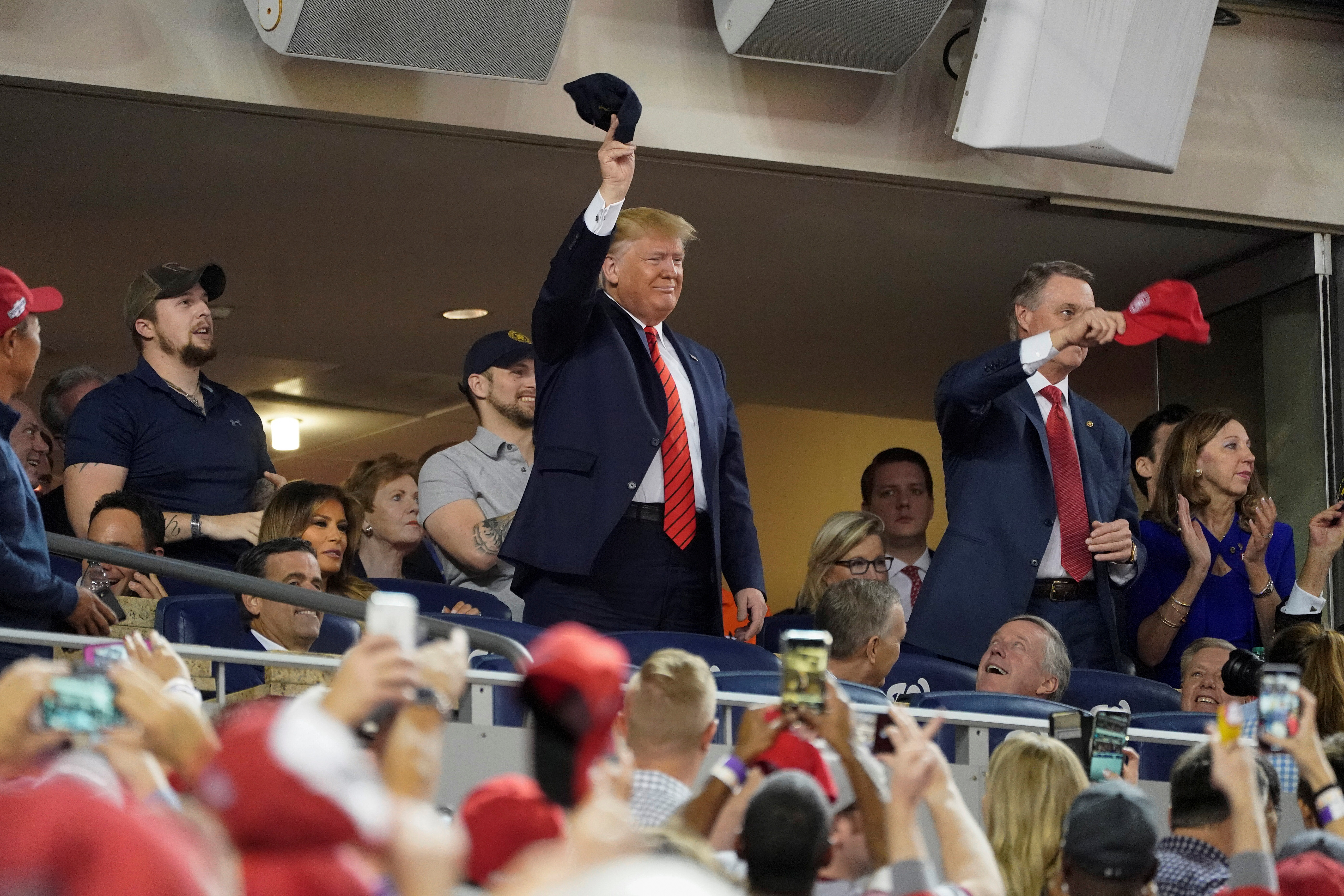 2019-10-28T011632Z_2067286152_RC15F5C5E540_RTRMADP_3_USA-TRUMP