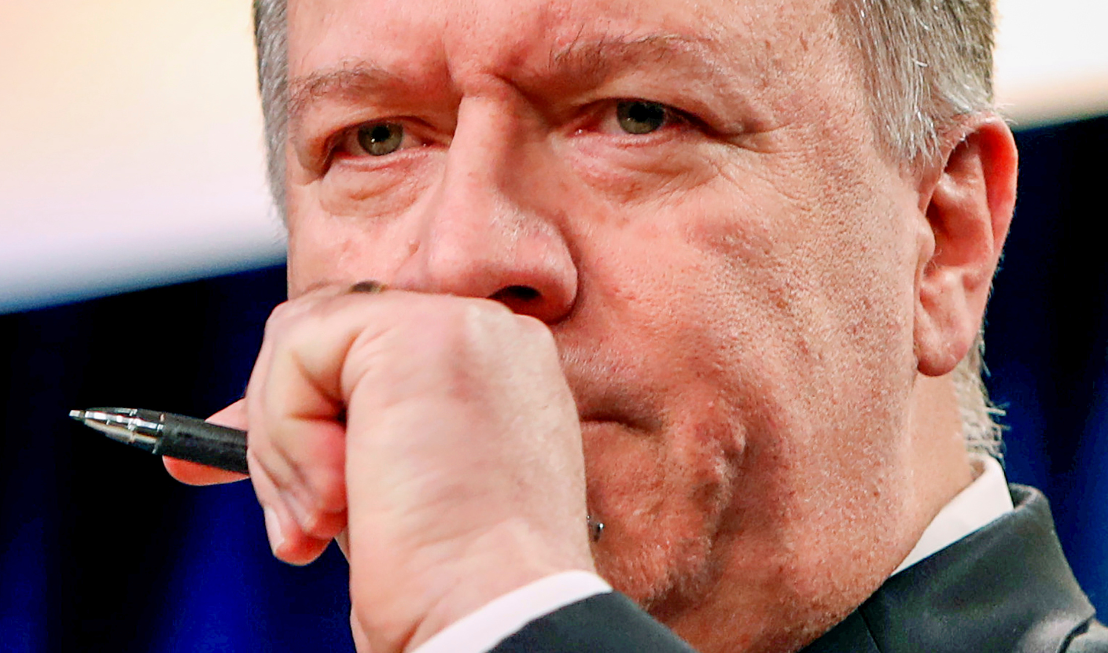 2019-11-18T204004Z_1463991529_RC2WDD9LOGRT_RTRMADP_3_USA-TRUMP-IMPEACHMENT-POMPEO