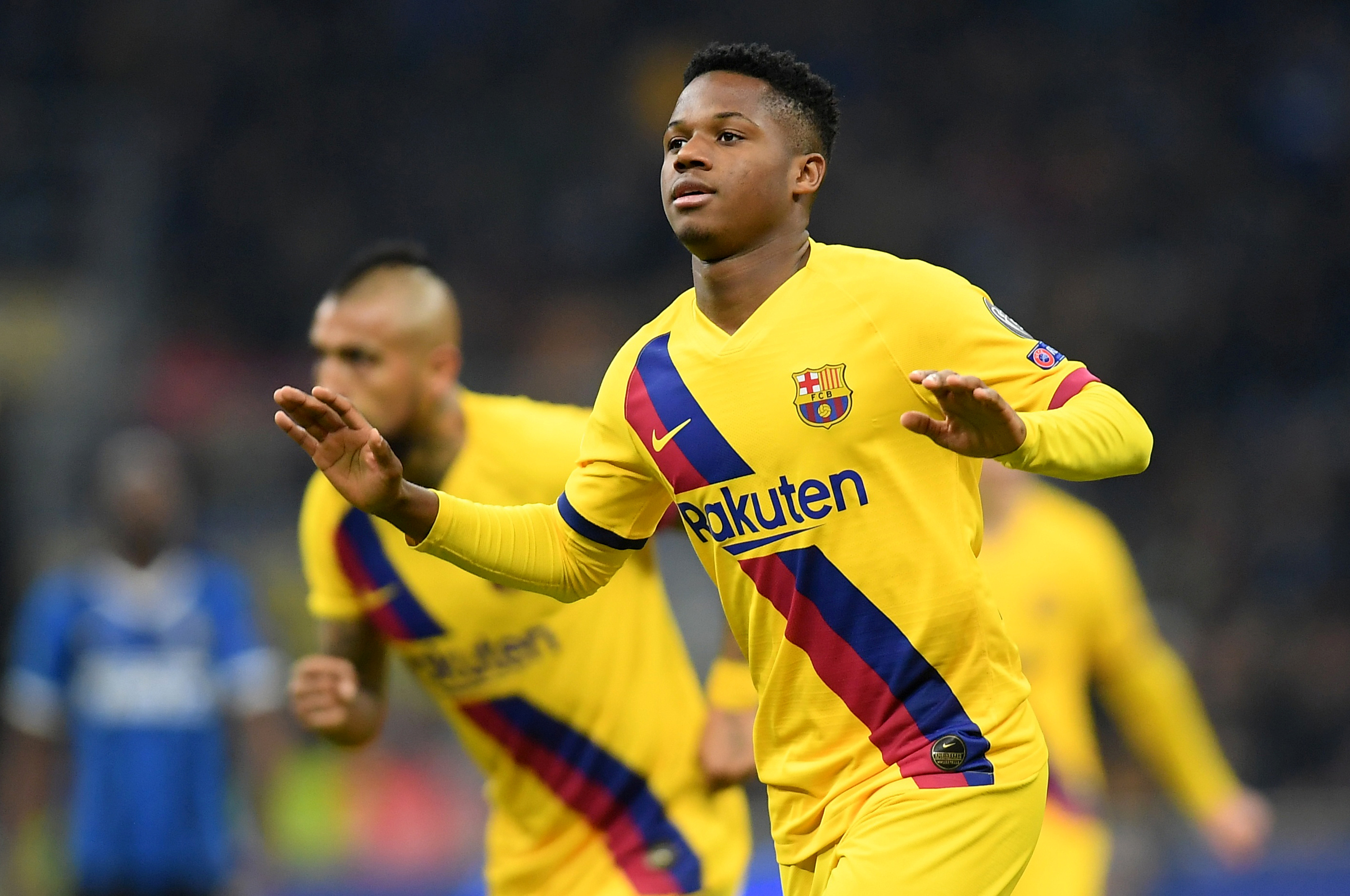 2019-12-10T215424Z_392501872_RC2LSD9M4E9D_RTRMADP_3_SOCCER-CHAMPIONS-INT-FCB-REPORT