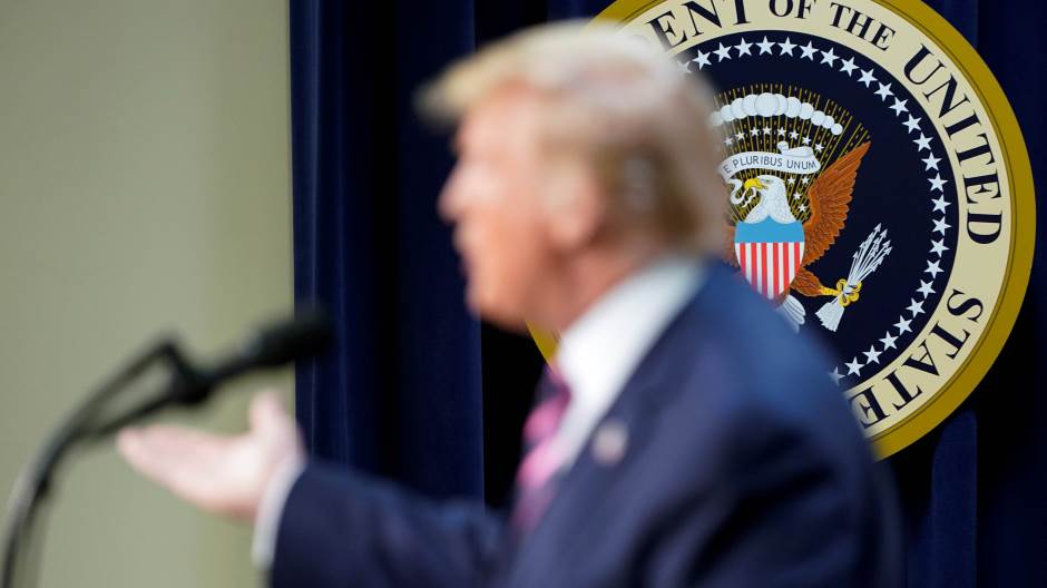 2019-12-19T212930Z_2108968859_RC2LYD93IIC3_RTRMADP_3_USA-TRUMP